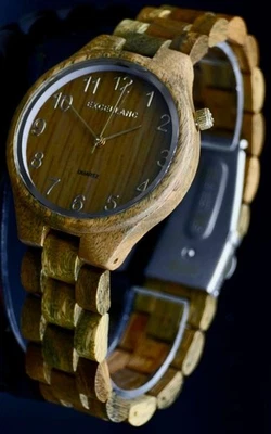 Schicke Excellanc Frauen Damen Holz Armband Uhr braun Farben Grünholz Damenuhr - Bild 1 von 3