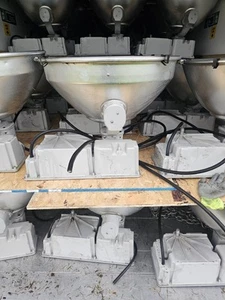 1500 Watt Metal Halide Ball Field Stadium Race Track Driving Range Flood Lights - Picture 1 of 3