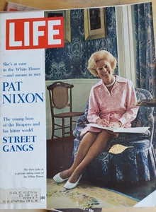Life Magazine AUG 25, 1972 PAT NIXON VERY GOOD COMPLETE ISSUE MH 825 - Foto 1 di 3