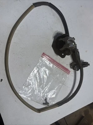 Conjunto de freno delantero Kawasaki KDX200 1986-88 KDX 200 1988 manguera de línea de pinza Foto 1 de 4