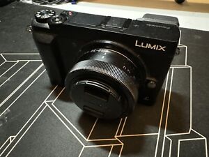 Panasonic LUMIX GX85 16-MP-Digitalkamera – schwarz (Set mit Objektiv 12–32 mm) + Bonus
