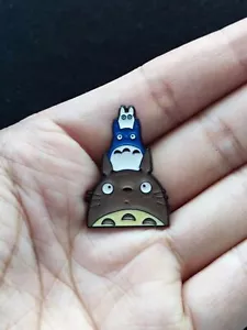 Pin insignia Totoro metal esmalte manga japonés anime 1,2" - Imagen 1 de 1