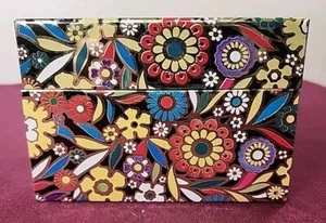 Vintage 1970er J CHEIN Blumen Rezept Box mit Füllkarten aufklappbar Dose Metall EUC - Bild 1 von 13
