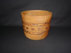 Very nice Tlingit Native American Indian Basket, c.1900 - Picture 1 of 5