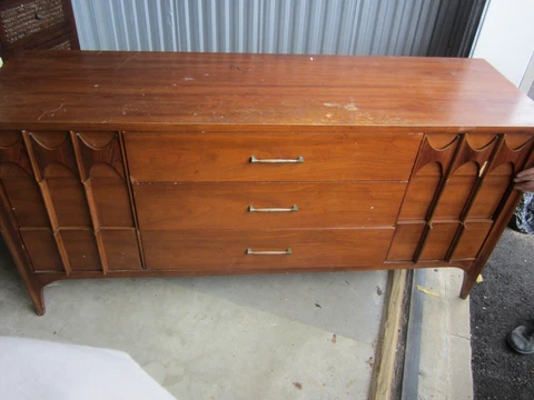 RARE RETRO PERSPECTA BY KENT COFFEY, WALNUT DRESSER, READ ALL Cover
