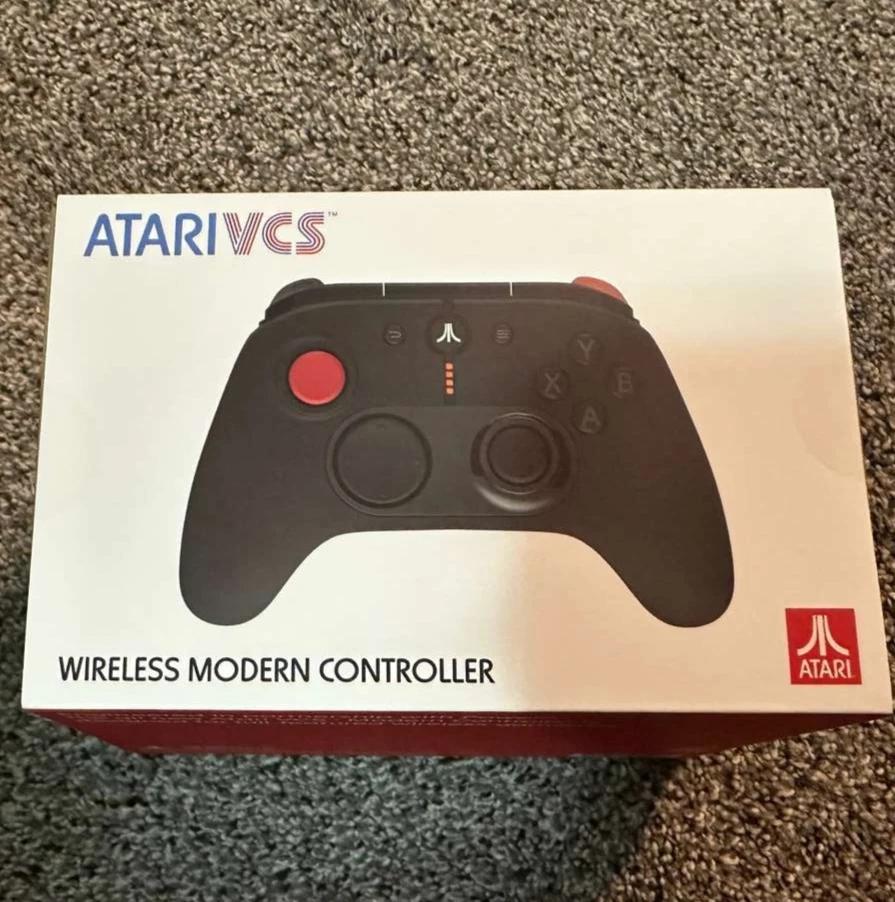 Controlador moderno inalámbrico Atari VCS para consola VCS 800 negro nogal ónix nuevo Foto 1 de 4