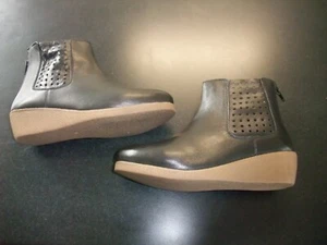 Black Wedge Leather ankle boots with cut out detail ,Size 36 Euro 5 NEW rrp $130 - Picture 1 of 4