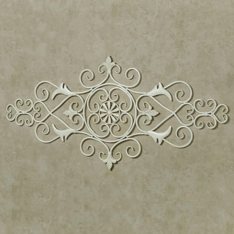 Escultura de pared de metal decorativa con desplazamiento calado tradicional Merano II Foto 1 de 1