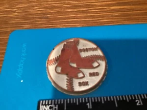 VINTAGE 1970'S OR 80'S BASEBALL  TEAM LOGO  MAGNET BOSTON RED SOX - Picture 1 of 2