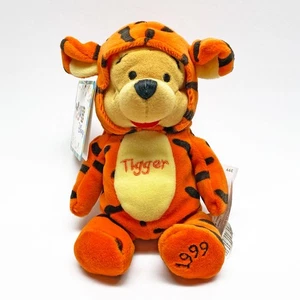 Neu mit Etikett Vintage 1999 Club Disney Pooh als Tigger Sitzsack Plüschtier - Bild 1 von 4