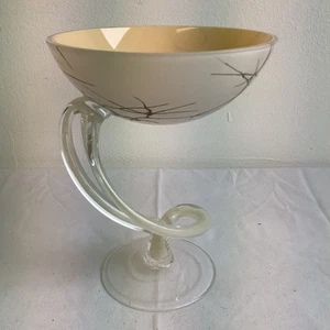 Jozefina Krosno Beige 3 Stem Jellyfish Swirl Glass Trinket Sweet Bowl Dish - Picture 1 of 4