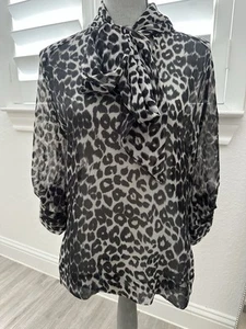 New York & Company Women's Size Small S Blouse Top 3/4 Sleeve Animal Print Chic - Picture 1 of 13