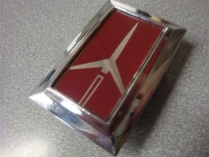 NOS Oldsmobile Delta  Regency Olds  Wire hub cap  Center cap Emblem 15 " - Picture 1 of 3