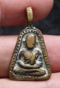 Luang Phor Ngoen Wat Bang Khlan Temple Pim Chop Yai,Rare Thai old Amulet Pendant - Picture 1 of 8