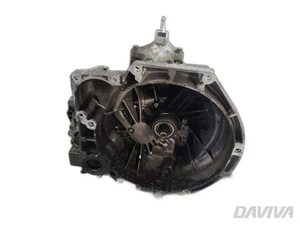 Ford Focus 5-Gang-Schaltgetriebe 1.8 Flexifuel Benzin 92kW (125 HP) 2009 Saloon - Picture 1 of 5