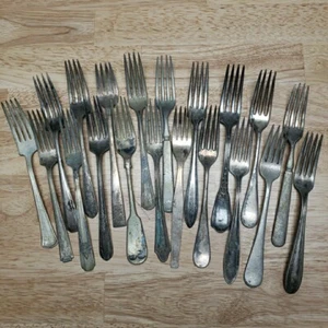 Lot Of 20 Antique Flatware Silverplate Dinner Cake Forks Table Use Craft Lot 8 - Picture 1 of 9
