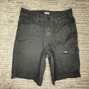 Vans Size 12 Boys Shorts Cargo Mid Rise Off The Wall Black - Picture 1 of 13