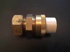 Genova Solvent Weld Fitting Transition Union 3/4” Slip X 3/4” Brass Compression - Picture 1 of 2
