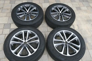 Orig Jaguar F-Pace Felgen HK8M-1007-EA 8,5 x 19 ET45 Winterreifen 255 55 W2_AL2 - Bild 1 von 16