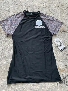 NWT Rip Curl UPF 50 Black Floral Fitted Performance Rash Guard Swim Shirt 10 S - Picture 1 of 7