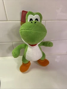 Yoshi Super Mario Nintendo Jakks Plush 9" Figure - Picture 1 of 2