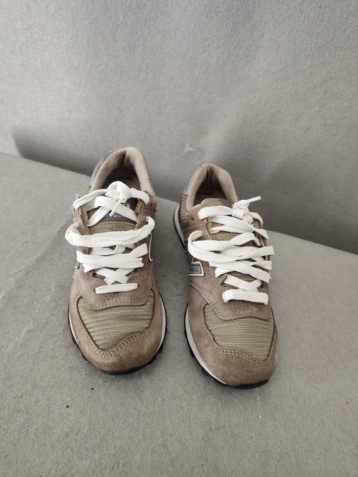 New Balance 574 Mujer Tenis 5.5 Beige Gamuza Malla Clásico Con Cordones Zapato Activo Foto 1 de 4