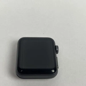 Apple Watch Series 3 38mm Aluminium Case - Space gray *Read* - Picture 1 of 7