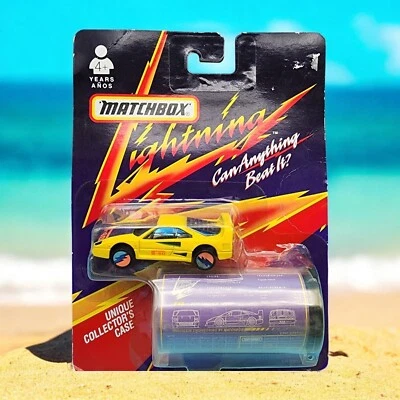 Caja de cerillas Lightning Ferrari F40 amarillo 1991 estuche de especificaciones de rendimiento V2 vintage Foto 1 de 4