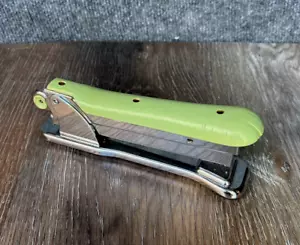 Vntg Aceliner Model 502 Bakelite Olive Green Stapler Ace Fastener Chicago USA - Picture 1 of 14