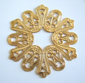 dollhouse doll house miniature GOLD PLATED SOLID BRASS CEILING MEDALLION - Picture 1 of 3