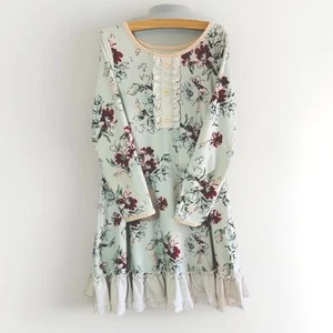SWEETHONEY Sz 10 Snowy Bouquet Dreamer Christmas Floral Lounge Gown Holiday - Picture 1 of 4