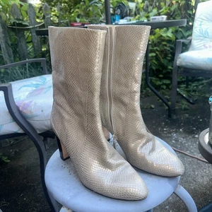 Cole Haan Women's D26367 Beige Snake Print Mid-Calf Boots Size 8.5 B - Picture 1 of 3