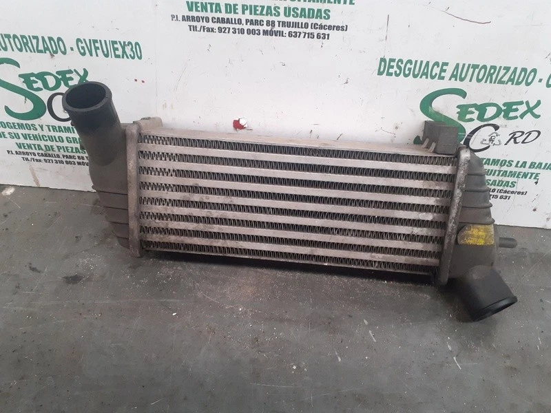 Intercooler 2827027500 para HYUNDAI ACCENT (LC) 2002 994102 - Imagem 1 de 1