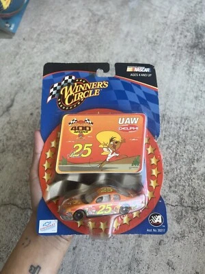Winner’s Circle Platinum Jeff Gordon 24 Dupont Looney Tunes Speedy Gonzales Foto 1 de 4