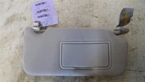 Passenger Sun Visor Illuminated Single Bulb Fits 12-14 LEGACY 561777 - Imagen 1 de 12