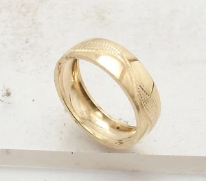 Size 8 Technibond Diamond Cut Milgrain Band Ring 14K Yellow Gold Plated Silver - Picture 1 of 4