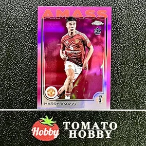 TOPPS CROMO UEFA 2024-25 HARRY AMASS RC/250 ROSA REFRACTOR HOMBRE UTD - Imagen 1 de 2