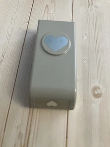 Stampin' Up! Itty Bitty HEART Punch 5/8" From Merry Minis Set - Picture 1 of 6