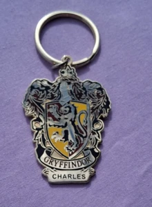 Wizarding World of Harry Potter Orlando Gryffindor Metal Key Ring "Charles" #3 - Picture 1 of 3