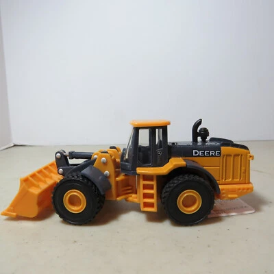 Cargador de ruedas de plástico Ertl John Deere 1/64 JD-46590-C-P18 Foto 1 de 4