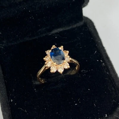 EFFY BH 14k Diamond & Sapphire Diana Style Halo Yellow Gold Ring Size 5.5 - Image 1 of 4