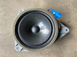 TOYOTA CROWN Wagon JZS171 1JZGTE factory door speaker rear R/H side sec/h #2S - Picture 1 of 6