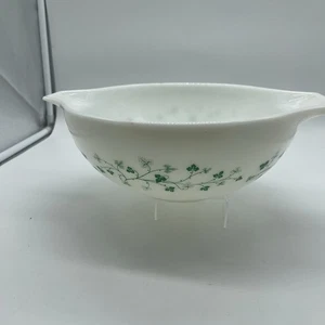 Vintage Pyrex 4 Qt. Green Ivy Cinderella Bowl #444 - Picture 1 of 4