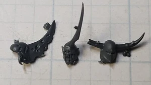 Warhammer Maggotkin of Nurgle Bits Putrid Blightkings Horned Helm Heads #24 - Picture 1 of 5
