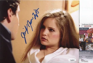Foto firmada por Jennifer Jason Leigh 8x10 certificado de autenticidad JSA Fast Times en Ridgemont High Auto - Imagen 1 de 1