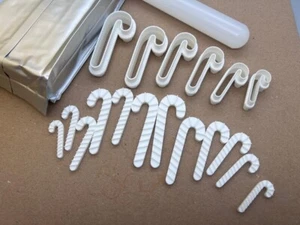 Candy Cane with Bow Cutter Set - 6 Sizes - Double-Sided with Customizable Insert - Picture 1 of 3