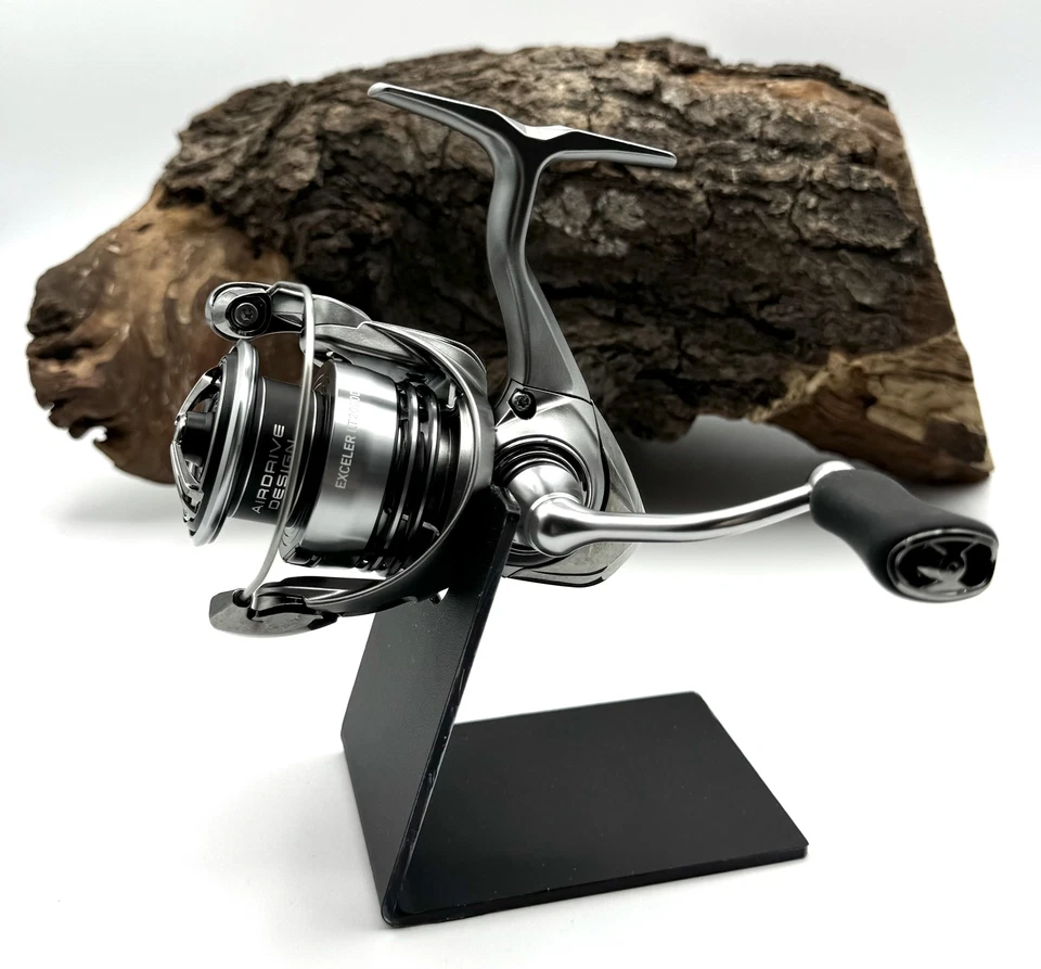 DAIWA Light And Tough Spinning Reel 23 EXCELER LT 2000D