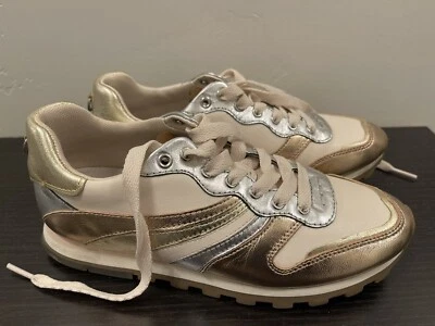 Zapatillas Coach C118 de cuero metálico en oro rosa talla US 5B. usado una vez. Foto 1 de 4