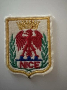 PARCHE LMH Insignia de Fieltro BONITO Nica Nissa Nizza Escudo FRANCIA Águila Roja De Colección - Imagen 1 de 3
