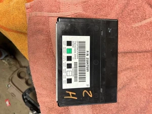 2008 outlook equinox 3.6L body control module BCM 25847589 OEM - Picture 1 of 3